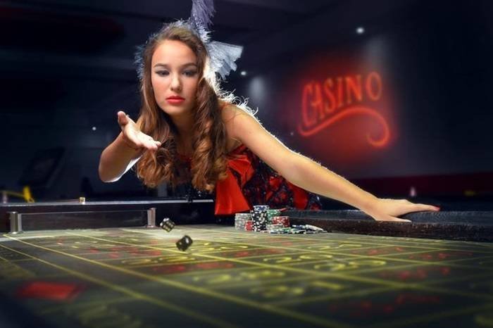 Play'n GO live dealer table broadcast on sr777 apk platform